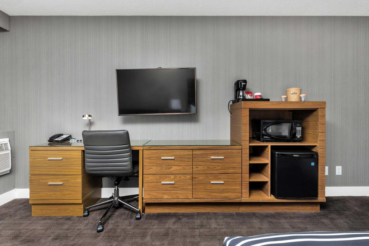 Sandman Hotel Grande Prairie Ngoại thất bức ảnh