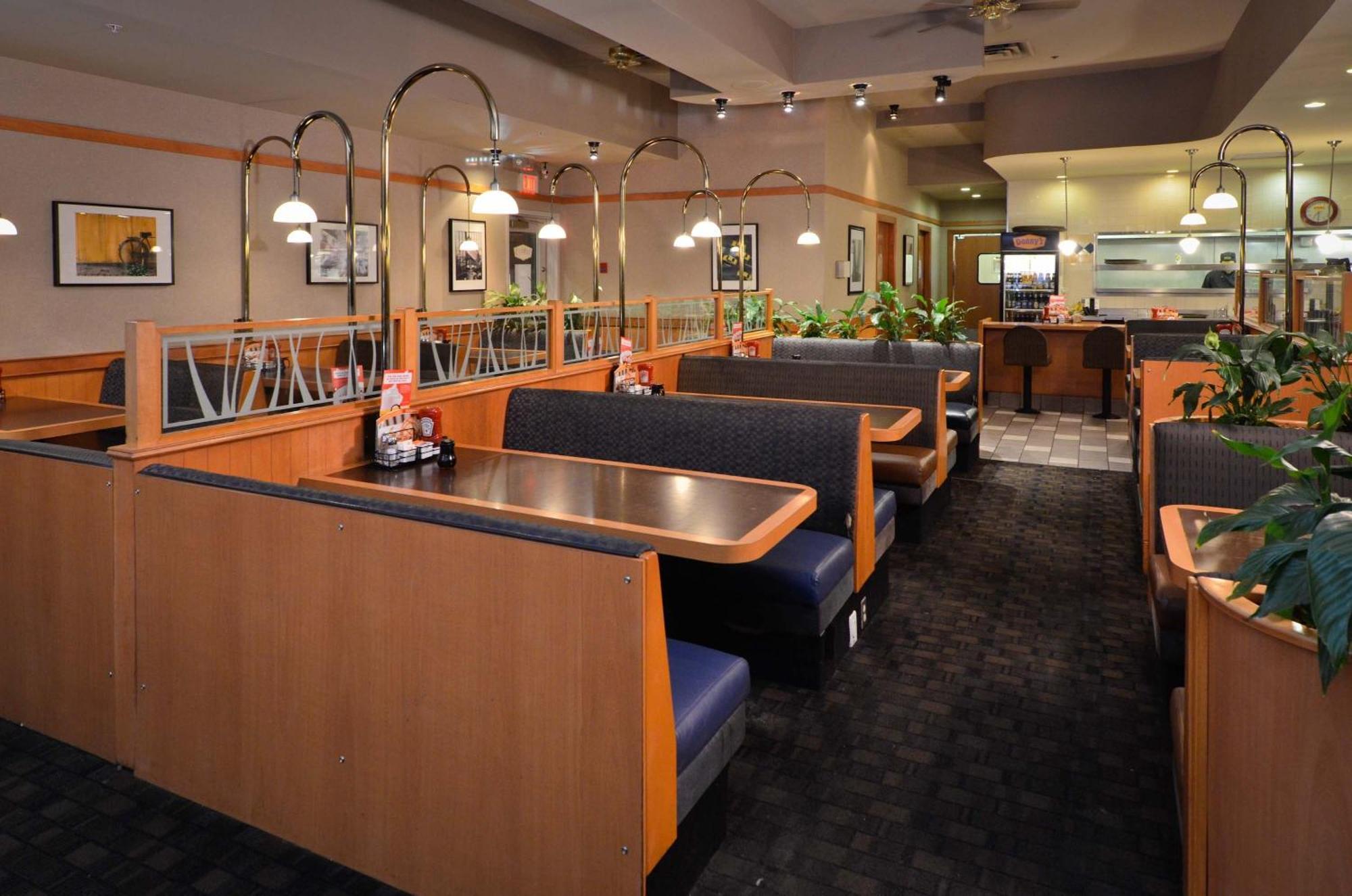 Sandman Hotel Grande Prairie Ngoại thất bức ảnh