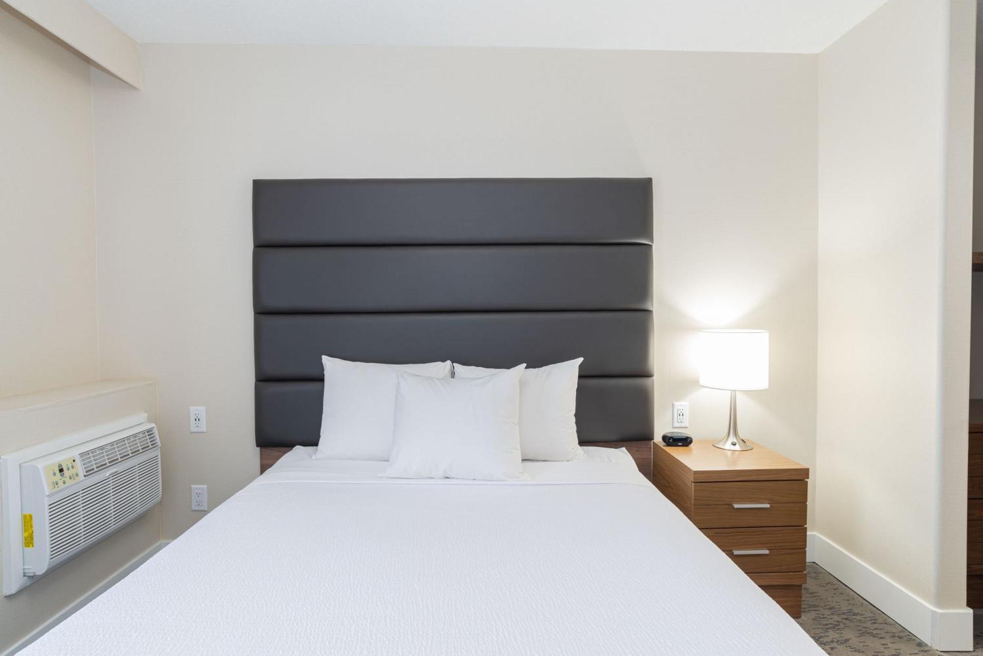 Sandman Hotel Grande Prairie Ngoại thất bức ảnh