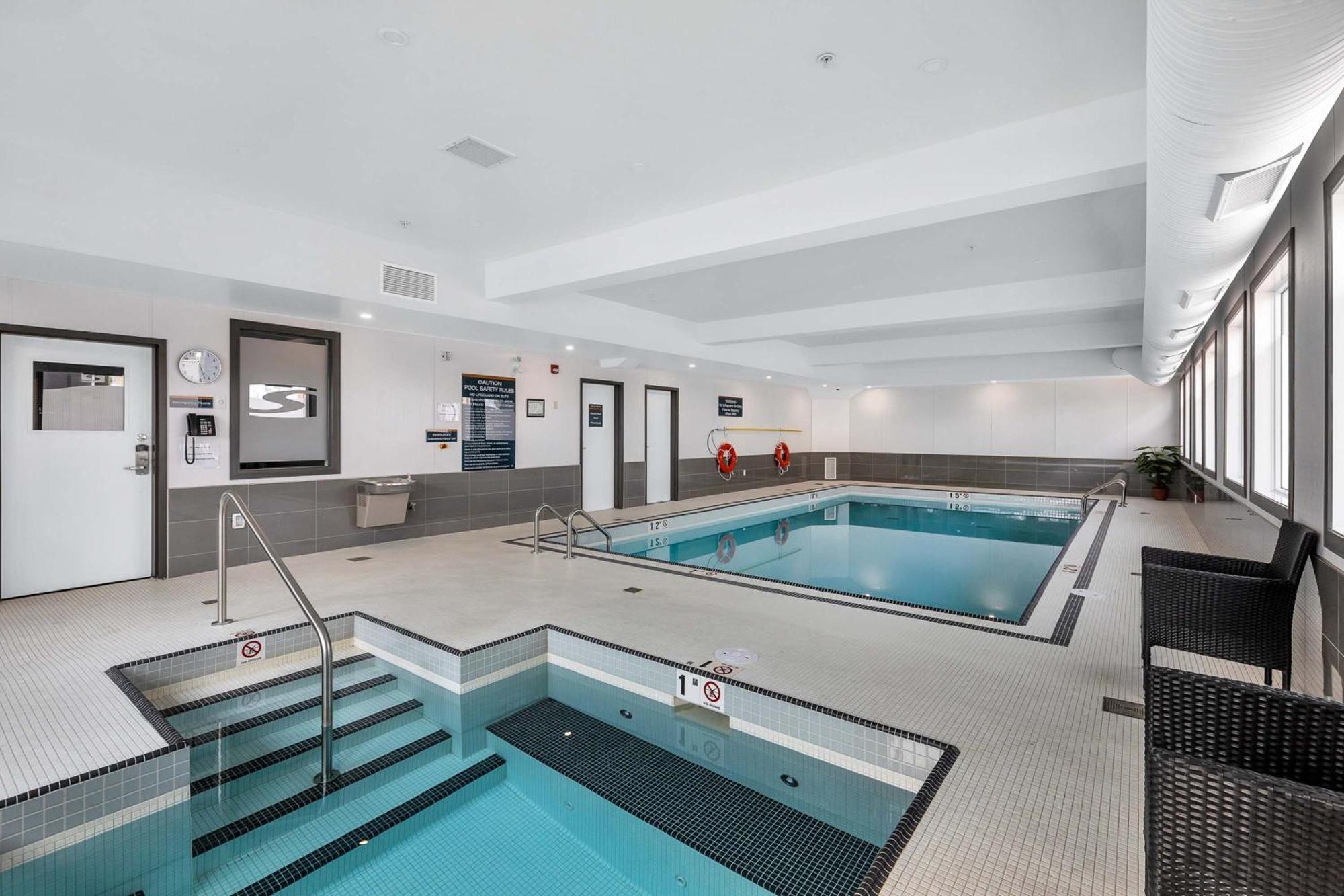 Sandman Hotel Grande Prairie Ngoại thất bức ảnh